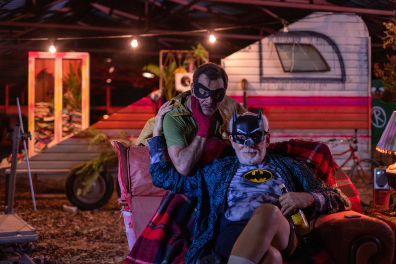 Batguano Returns – Roben na Estrada